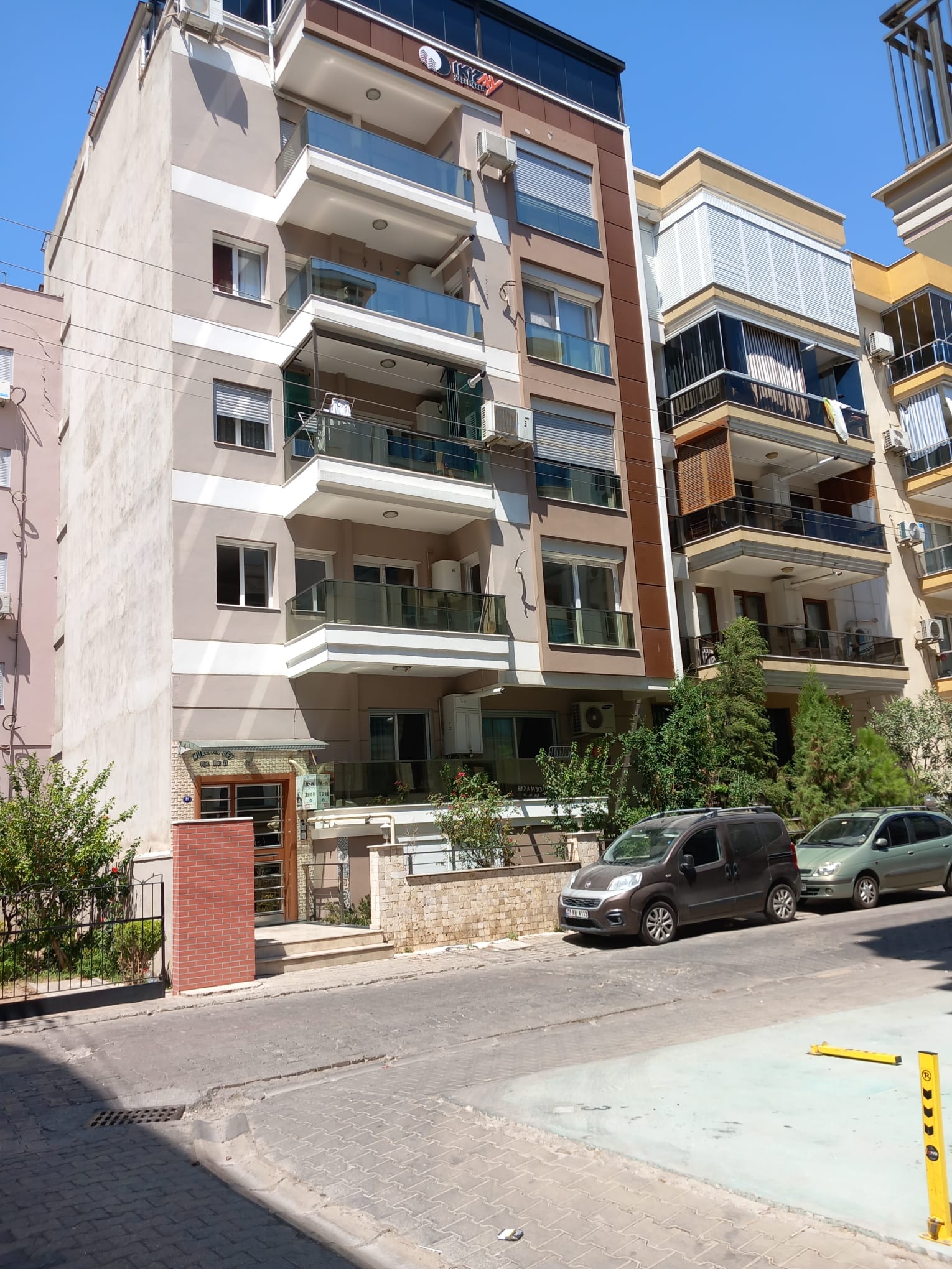 İZMİR KARŞIYAKA DA SATILIK NET 200 m²  4+1 DUBLEKS DAİRE